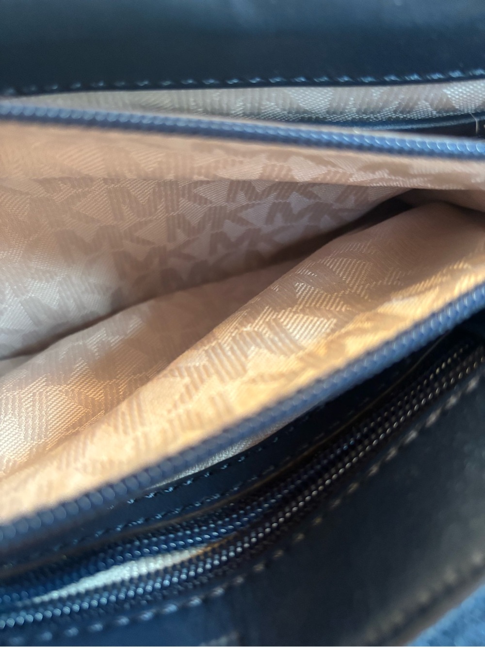 Michael Kors Frayed Chevron Denim Crossbody Bag in Blue - Picture 10 of 11